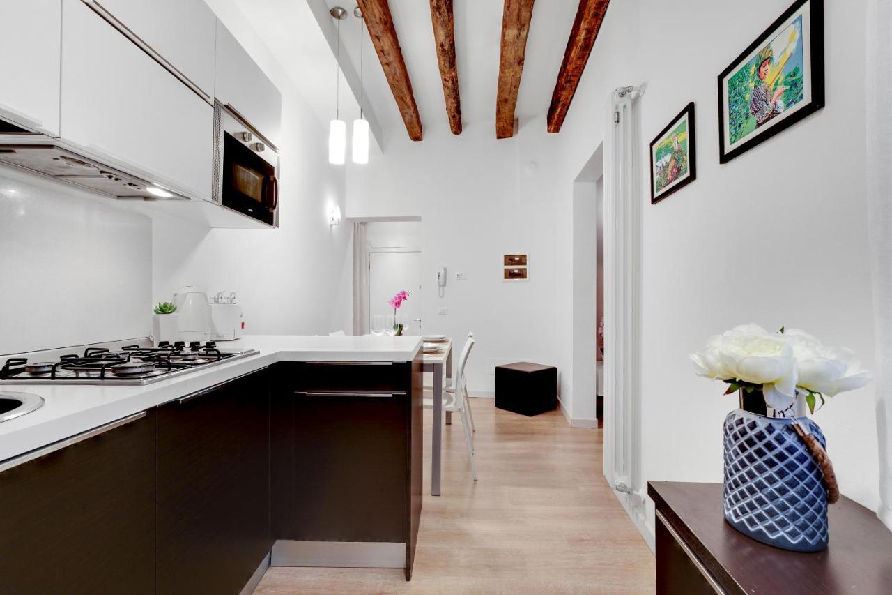 Botteri Palace Apartments By Wonderful Italy Venice Exterior photo