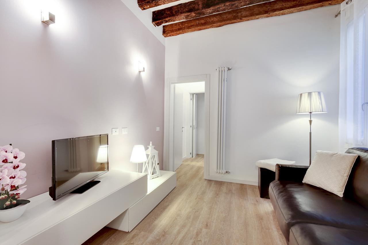 Botteri Palace Apartments By Wonderful Italy Venice Exterior photo